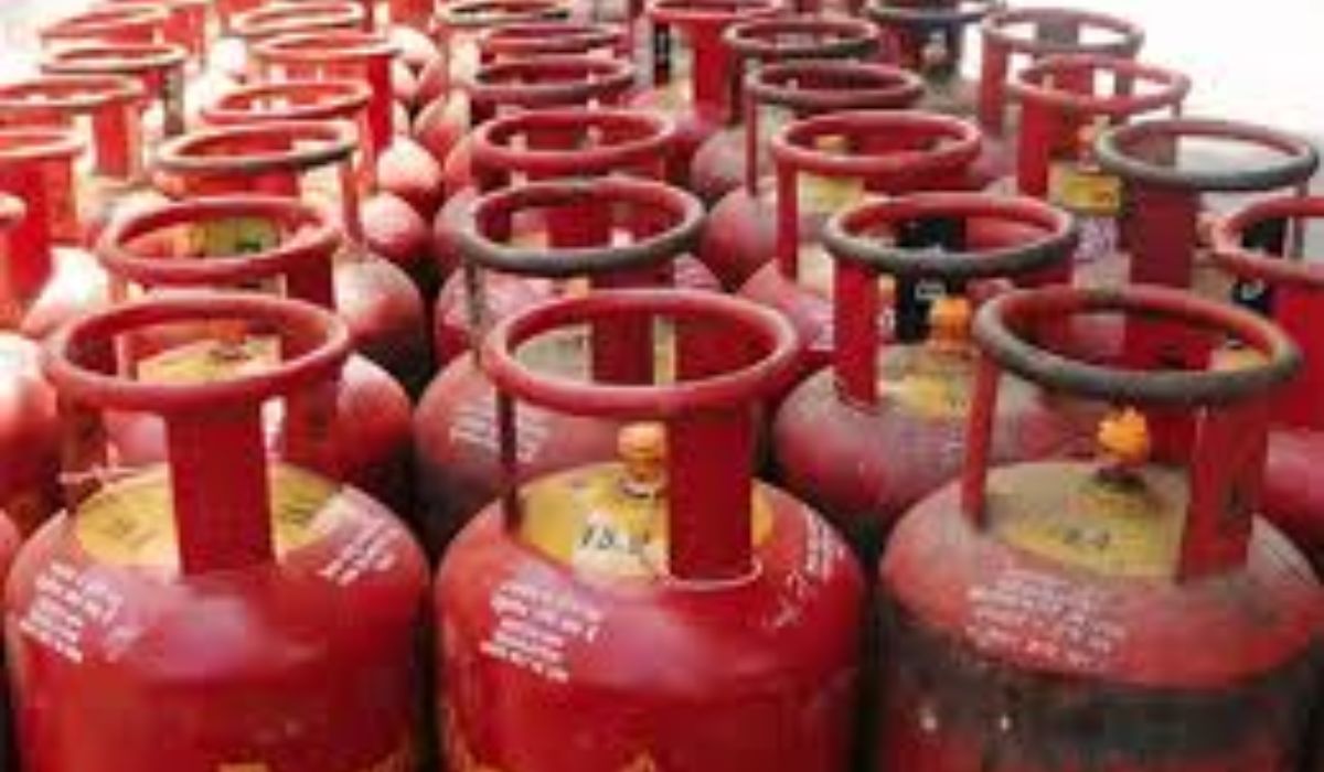 Gas